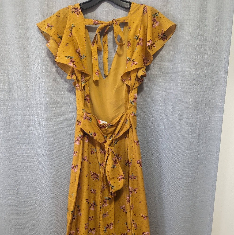 Jumpsuit - Picture 2 of 3